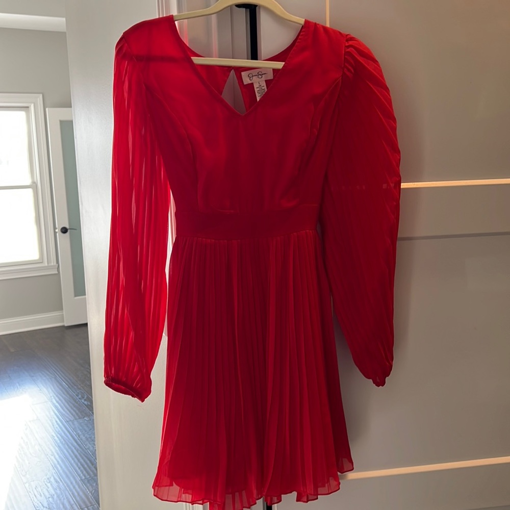 Jessica Simpson red dress.